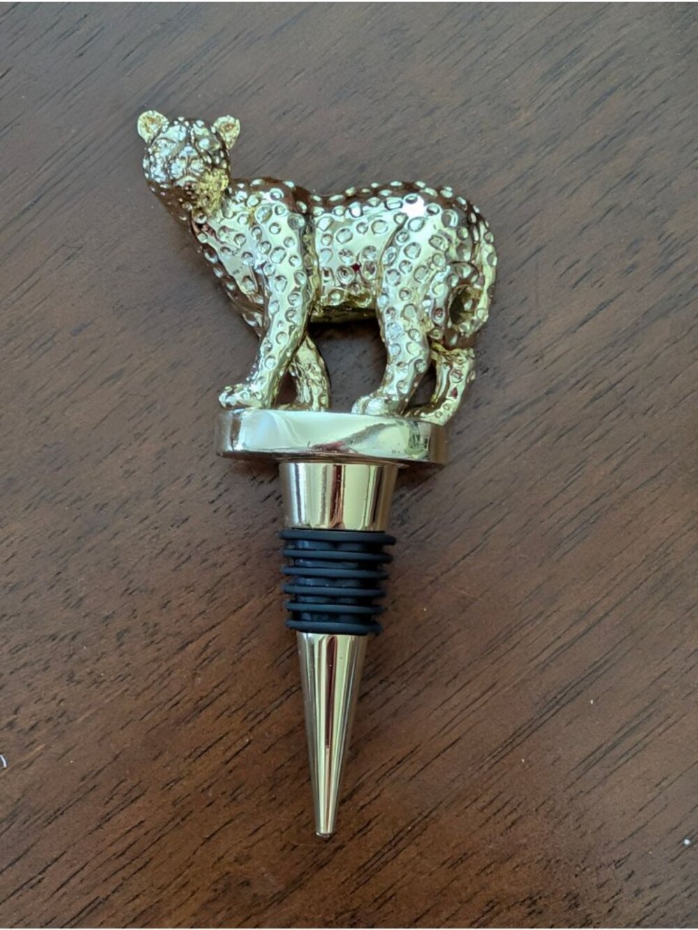 Gold Leopard Wine Bottle Stopper With Black Silicone Seal